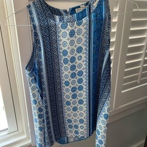 Blue pattern top